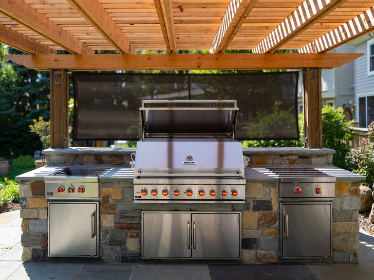 Outdoor kitchen completed in Lake Bluff by Nailed It North Shore licensed crew